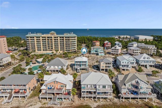 1467 Sandy Lane B, Gulf Shores, AL 36542