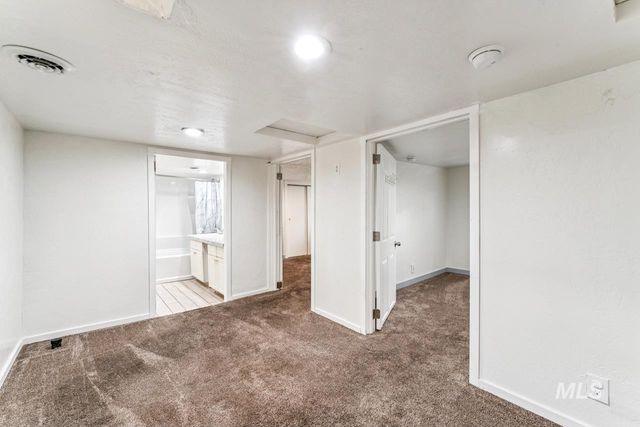 317 E Ithaca Street, Caldwell, ID 83605