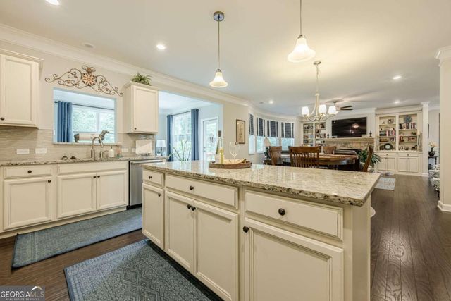 5515 Cheatam Avenue, Cumming, GA 30040