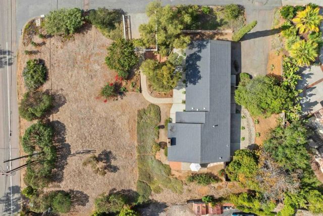 711 La Quebrada, Encinitas, CA 92024