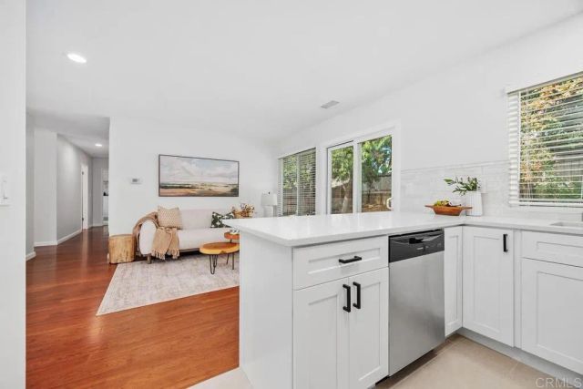 711 La Quebrada, Encinitas, CA 92024