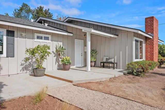 711 La Quebrada, Encinitas, CA 92024