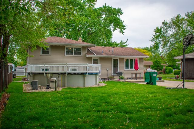 8713 Monroe Avenue, Munster, IN 46321