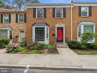 1650 ALBERMARLE DR, Crofton, MD 21114