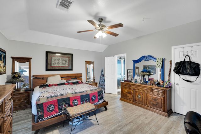 104 Coyote Run, Waxahachie, TX 75165