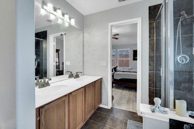 104 Coyote Run, Waxahachie, TX 75165