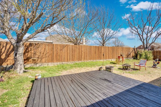 104 Coyote Run, Waxahachie, TX 75165