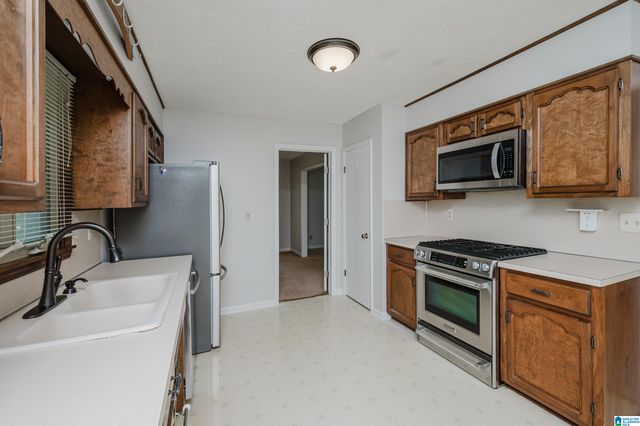 4220 SHILOH LANE, Birmingham, AL 35213