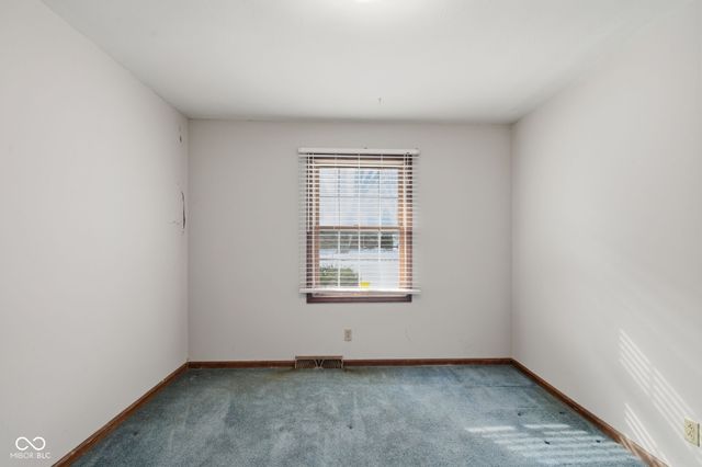 4034 S Nevermind Way S, Greenwood, IN 46142