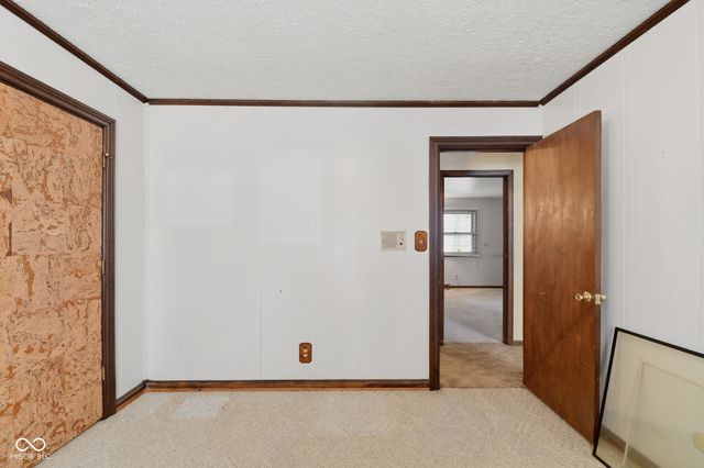 4034 S Nevermind Way S, Greenwood, IN 46142