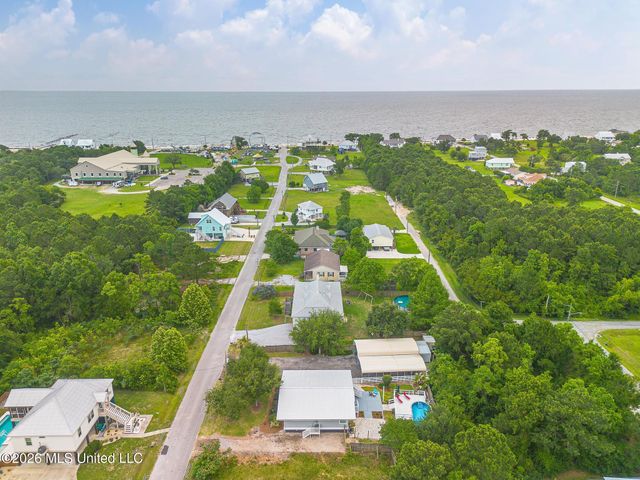 159 Vacation Lane, Waveland, MS 39576