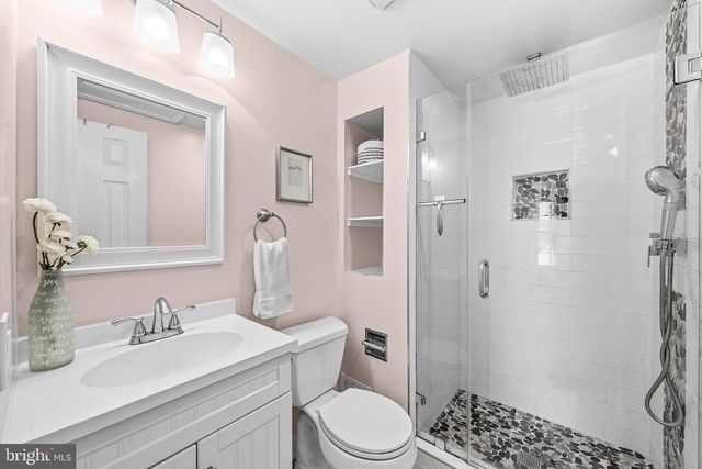 87 FENDALL AVE, Alexandria, VA 22304