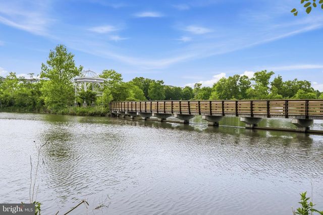 87 FENDALL AVE, Alexandria, VA 22304