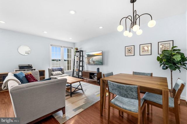 87 FENDALL AVE, Alexandria, VA 22304