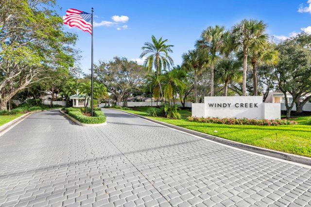 240 NW 40th Avenue, Delray Beach, FL 33445