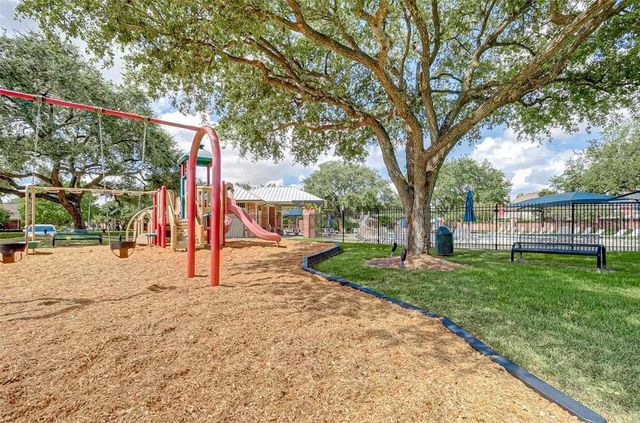 3202 Shadowchase Court, Houston, TX 77082