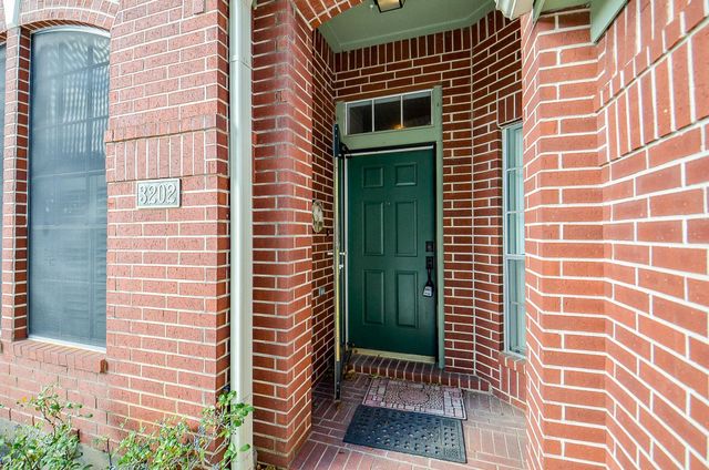 3202 Shadowchase Court, Houston, TX 77082