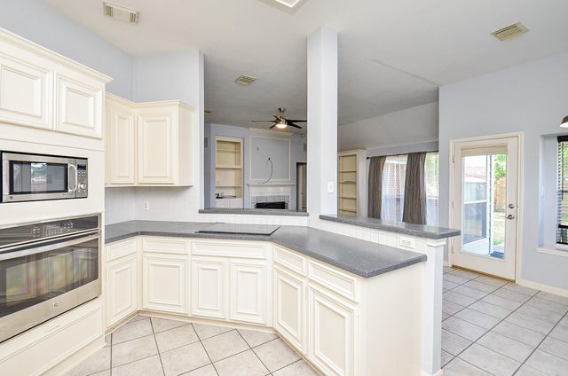 3202 Shadowchase Court, Houston, TX 77082