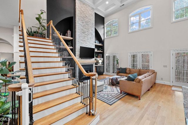 11 Grey Oak Court, Pittsboro, NC 27312