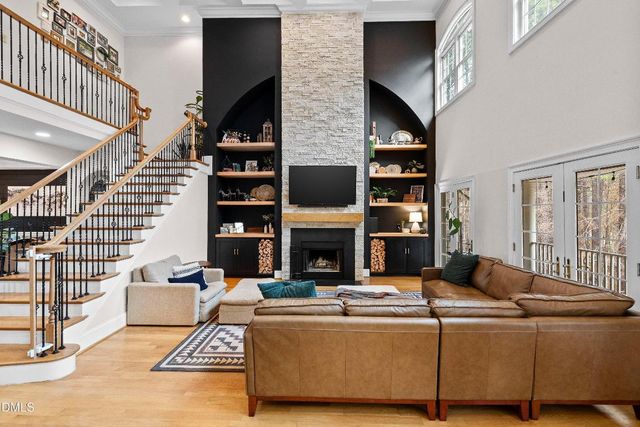 11 Grey Oak Court, Pittsboro, NC 27312