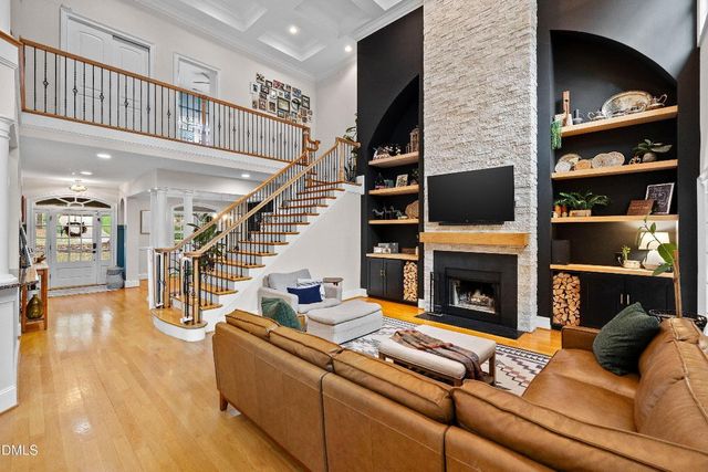 11 Grey Oak Court, Pittsboro, NC 27312