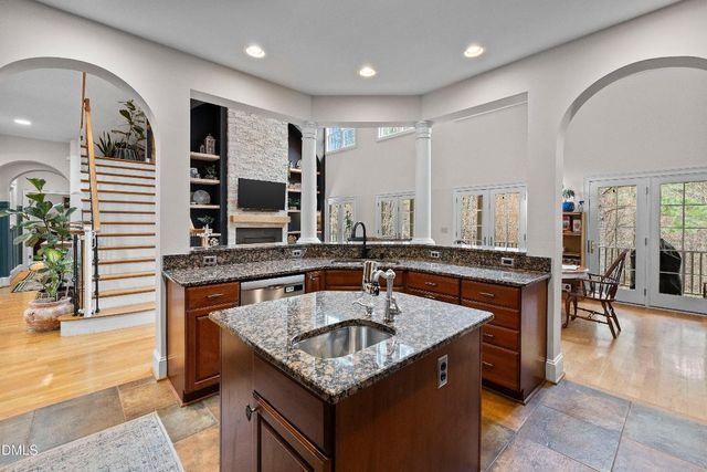 11 Grey Oak Court, Pittsboro, NC 27312