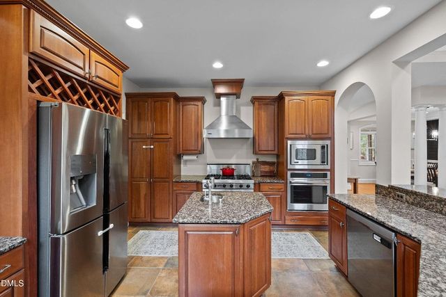 11 Grey Oak Court, Pittsboro, NC 27312