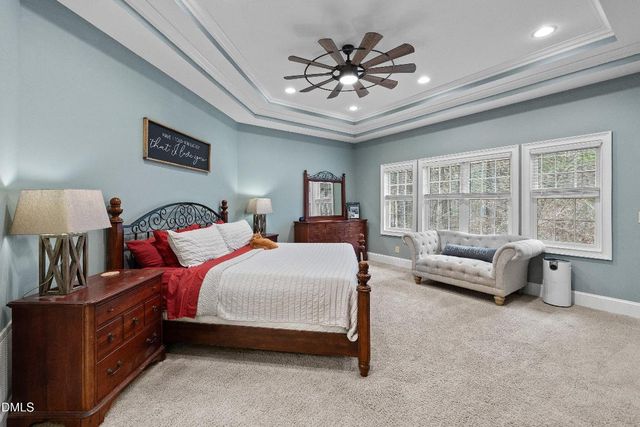 11 Grey Oak Court, Pittsboro, NC 27312