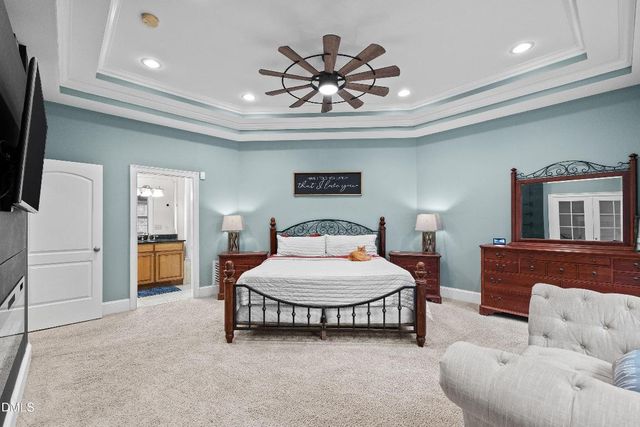 11 Grey Oak Court, Pittsboro, NC 27312