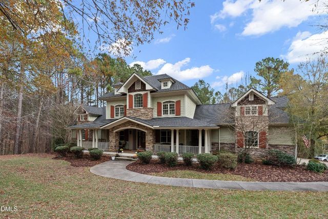 11 Grey Oak Court, Pittsboro, NC 27312