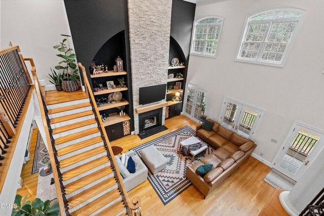 11 Grey Oak Court, Pittsboro, NC 27312