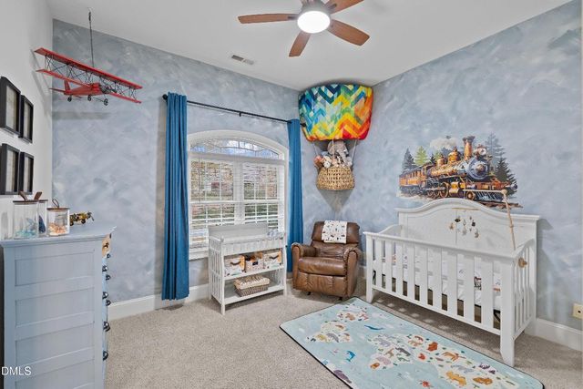 11 Grey Oak Court, Pittsboro, NC 27312