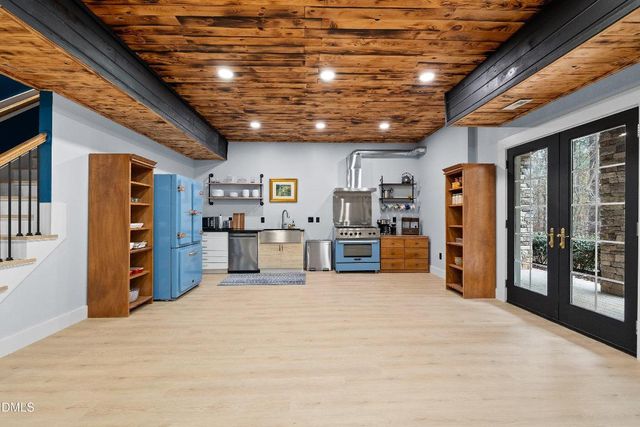 11 Grey Oak Court, Pittsboro, NC 27312