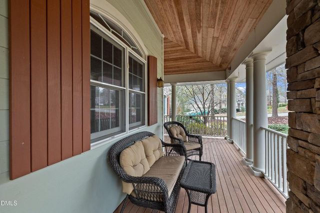 11 Grey Oak Court, Pittsboro, NC 27312