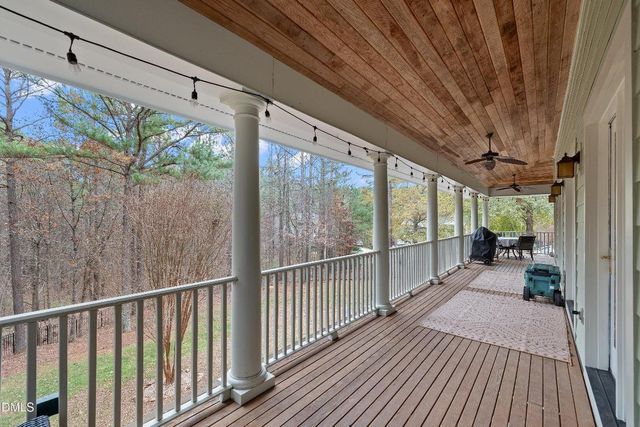 11 Grey Oak Court, Pittsboro, NC 27312