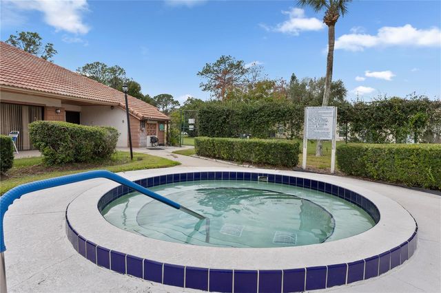 10105 CROWN COURT, Orlando, FL 32821