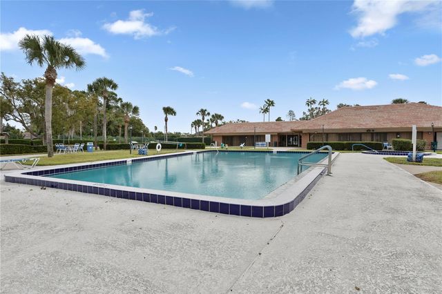 10105 CROWN COURT, Orlando, FL 32821