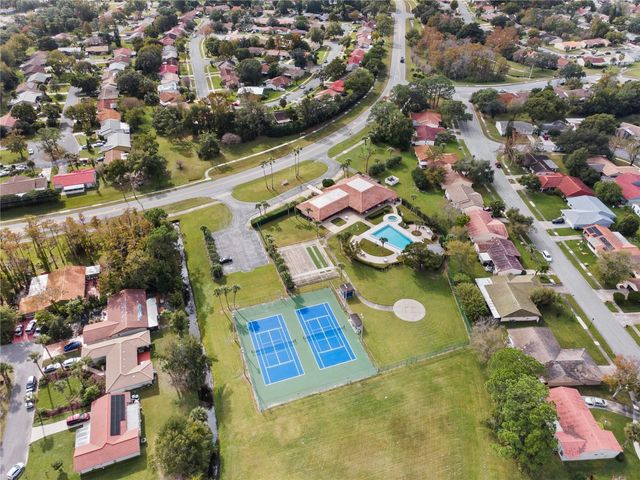 10105 CROWN COURT, Orlando, FL 32821