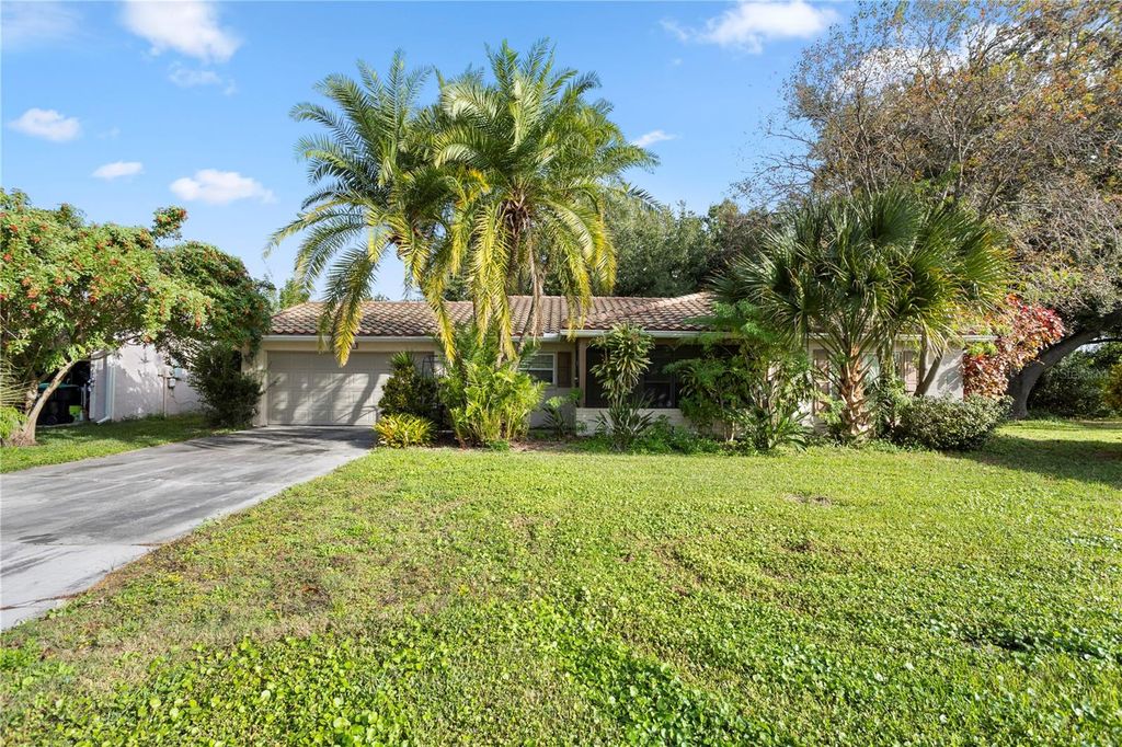 10105 CROWN COURT, Orlando, FL 32821