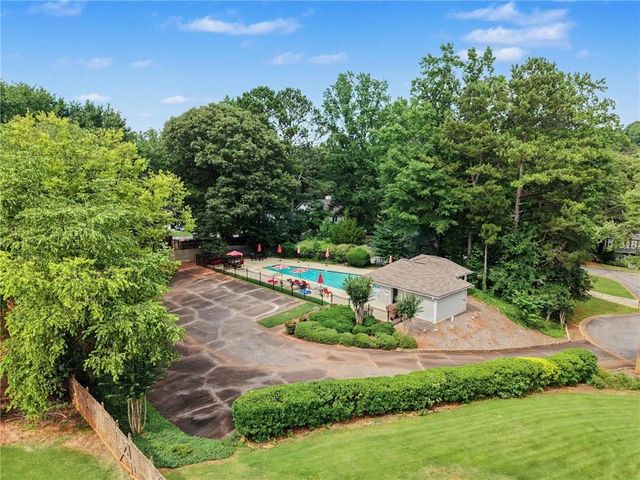 4064 Longford Drive NE, Marietta, GA 30066