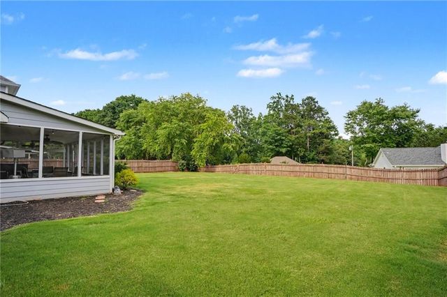 4064 Longford Drive NE, Marietta, GA 30066