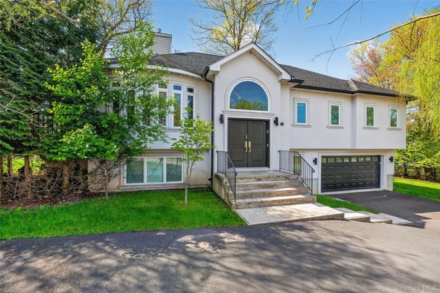 2 Greg Sikorsky Drive, Monsey, NY 10952