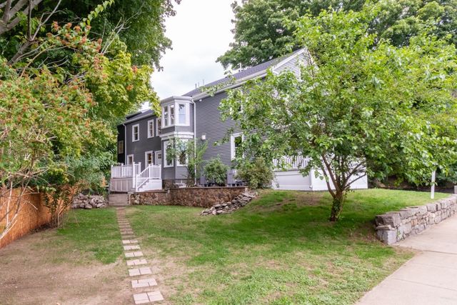 22 Bellevue St 2, Boston, MA 02132