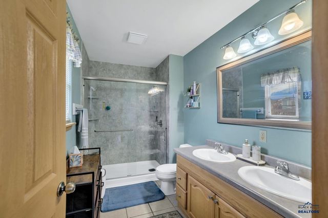 7205 MANCHESTER, Summerset, SD 57717