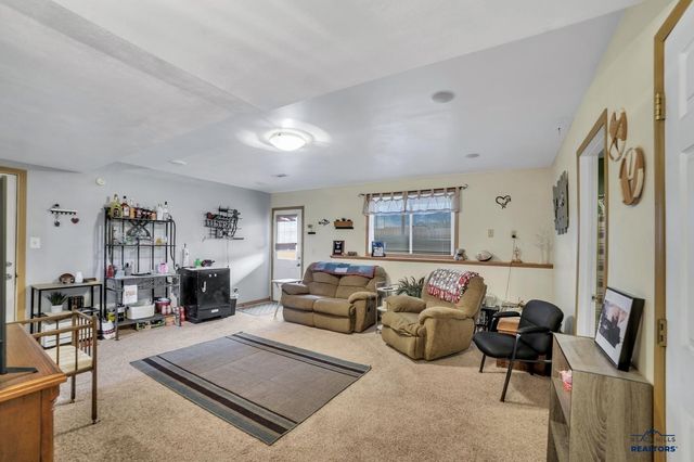 7205 MANCHESTER, Summerset, SD 57717