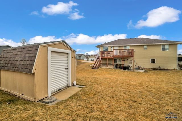 7205 MANCHESTER, Summerset, SD 57717