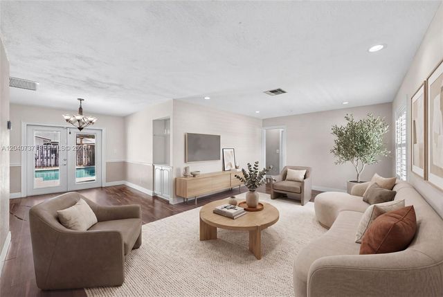 6848 NW 27th Way, Fort Lauderdale, FL 33309