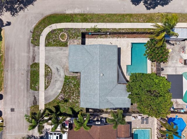 6848 NW 27th Way, Fort Lauderdale, FL 33309