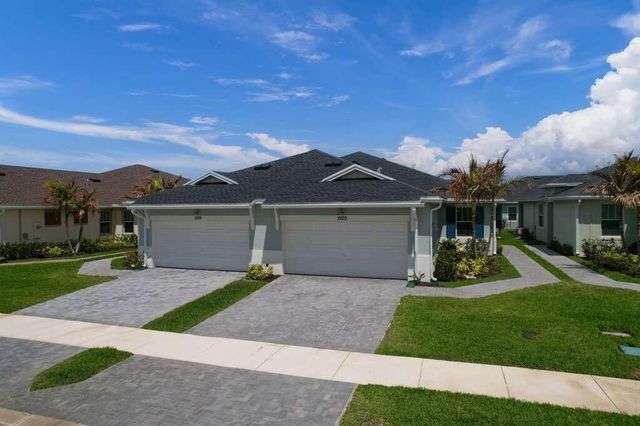 1920 SE Crosswood Way, Port St. Lucie, FL 34984