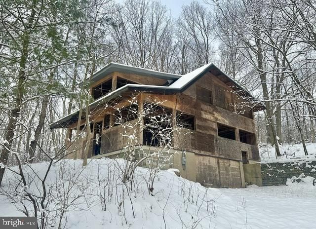 696 DUNKELS CHURCH RD, Kutztown, PA 19530